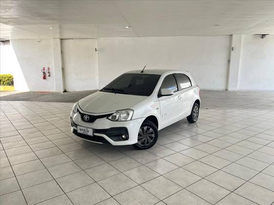 TOYOTA ETIOS 1.3 X 16V FLEX 4P AUTOMÁTICO TOYOTA ETIOS 1.3 X 16V FLEX 4P AUTOMÁTICO